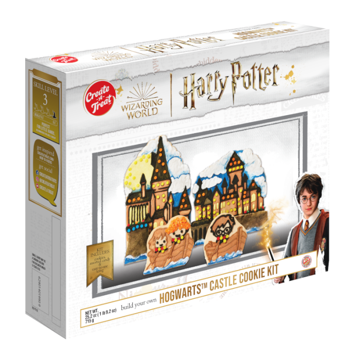 Create-A-Treat Hogwarts Castle Cookie Kit PREORDER